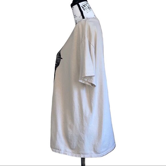 Delta Smart Kitty Cat Tee Shirt - Picture 4 of 7